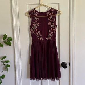 Xhiliration Floral Appliqué Embroidered Dress